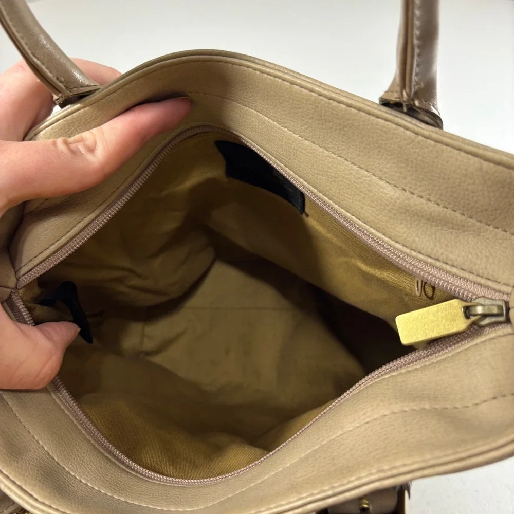 Liz Claiborne Tan Taupe Satchel Handbag Two Tone Gold Hardware Tote Bag